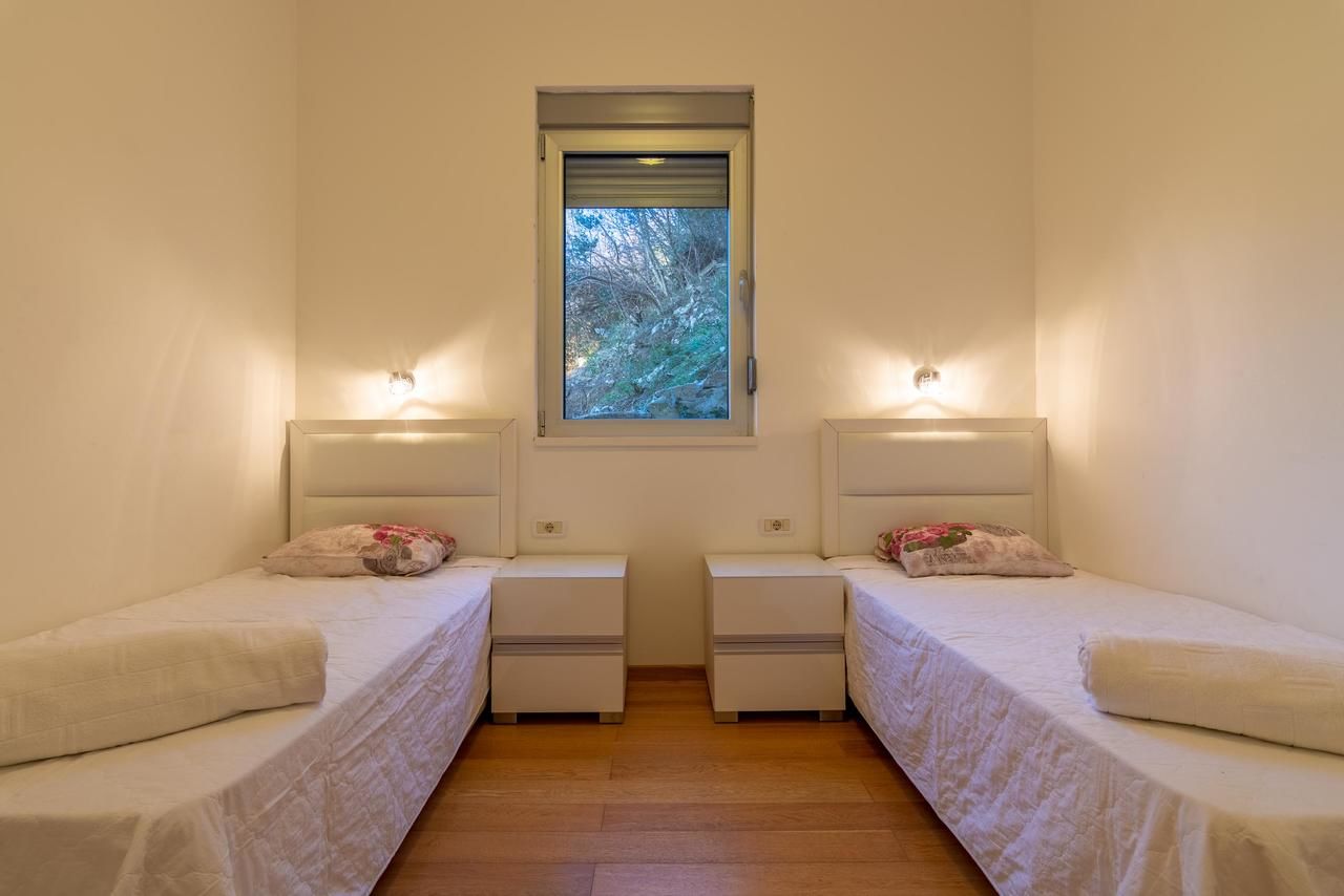 Апартаменты Apartment Ponta Nova Рафаиловичи-16